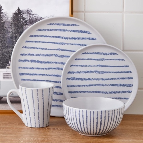 Stone Lain Nova Stoneware Round Dinnerware Set, Blue 16-Piece Service for 4 - Lot 432