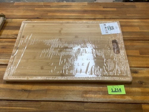 VaeFae Wooden Cutting Board - Lot 1214