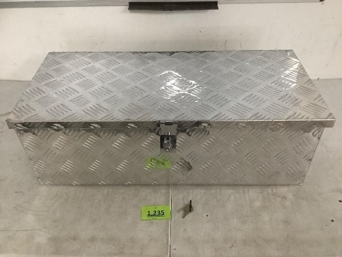 Metal Lock Box - Lot 1235