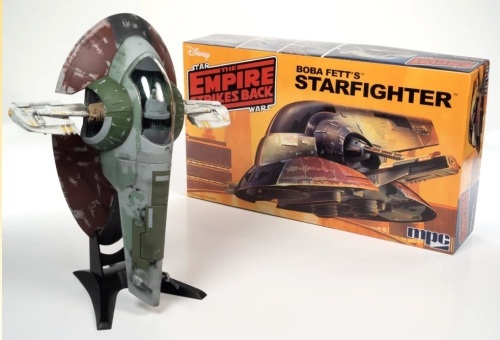MPC Star Wars: The Empire Strikes Back-Boba Fett's Starfighter 1:85 Scale Model Kit - Lot 16