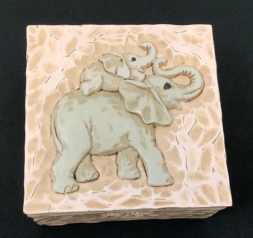 Mom Elephant Keepsake Box - Lot 419Y