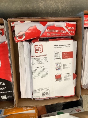 Box of Mixed Brands/Mixed Condition Office Paper - Lot 401