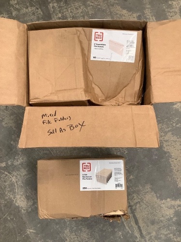 Box of Assorted File Folders - Lot 163
