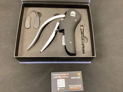 Mosi Dine Wine Bottle Opener Set - Lot 250