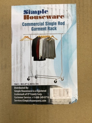 Simple Houseware Garment Rack - Lot 371