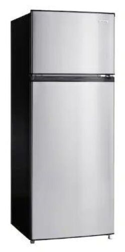 7.1 cu. ft. Stainless Steel Top Freezer Refrigerator - Lot 289