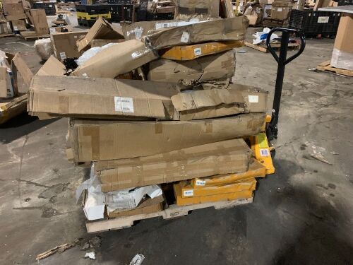 Pallet of Car Parts  - Lot 336