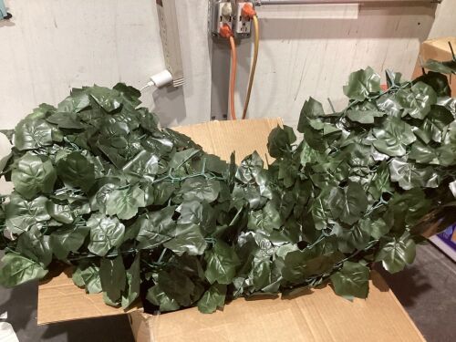 Faux Ivy  - Lot 578