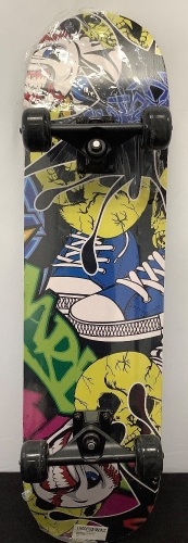 Pwigs Skateboard - Lot 636
