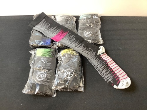 Set of 6 Pairs of Sport Socks, L/XL - Lot 373