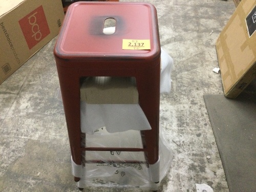 Set of 2 Red Bar Stools - Lot 2137