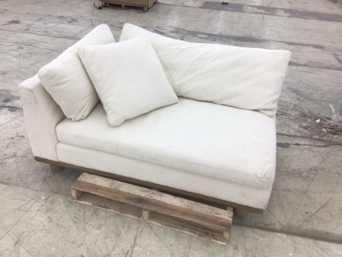 Sectional Corner Piece - Lot 295