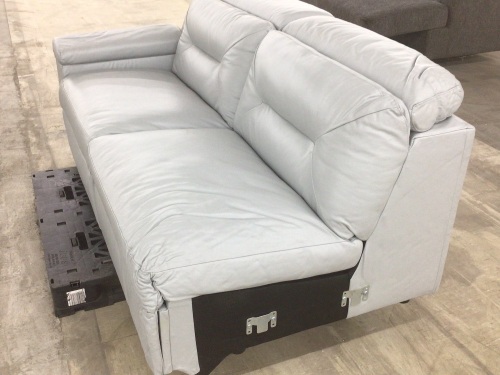 Palliser Furniture Apex Power Leather Loveseat, No Cord - Lot 172