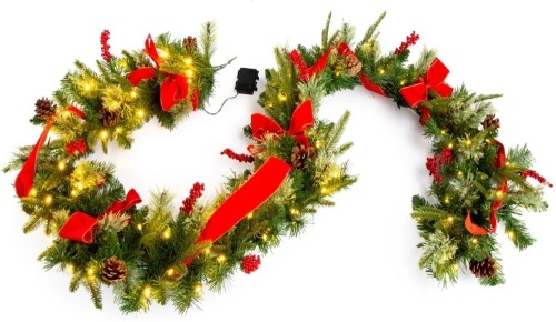 Pre-Lit Garland, Battery Powered w/ 100 Lights, 180 Tips, Pine Cones - 9ft - Lot 447