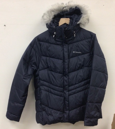 Columbia Womens Parka, L, Appears New, Sold as is - Lot 52