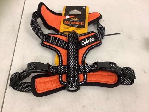 Reflective Dog Harness, M, E-Commece Return, Sold as is - Lot 219