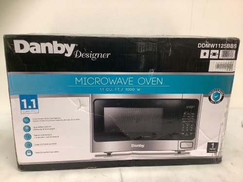 Danby Microwace, Appears New - Lot 427