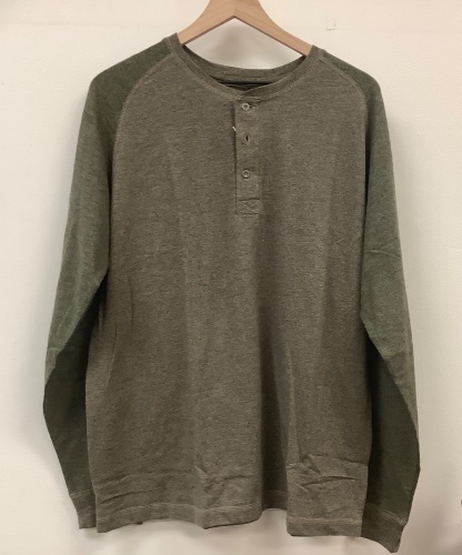 RedHead Mens Henley, L, Appears New, Sold as is - Lot 145