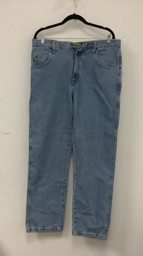 Mens Jeans, 35/30, E-Comm Return - Lot 424