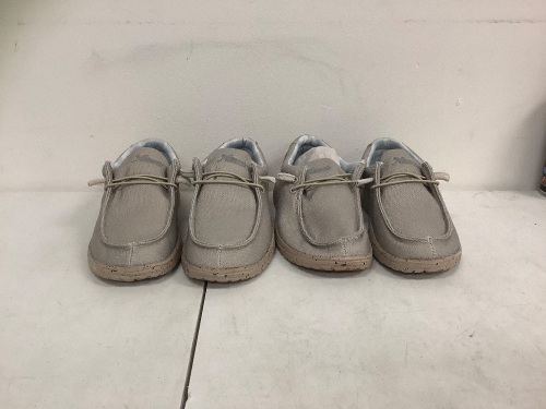 Lot of (2) Natural Reflections Women's Slip Ons, 7 and 8, E-Comm Return, Sold As-is - Lot 226