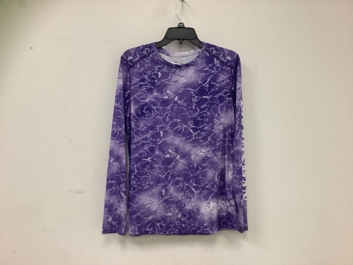 Lot of (2) Womens Tops, E-Comm Return - Lot 395
