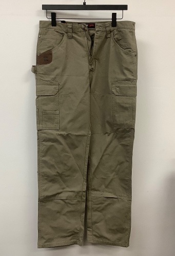 Wrangler Riggs Workwear Ranger Relaxed Fit Pants Men's 33x34, Appears New, Sold As-is - Lot 585