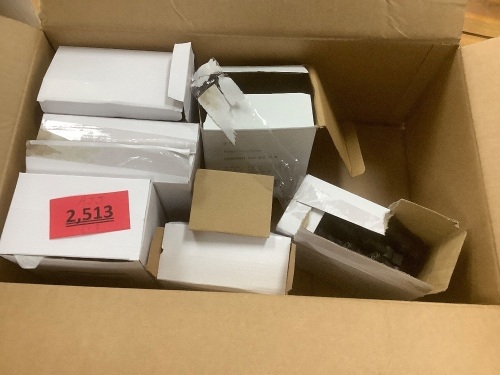 box of miscellanous lighters and accessories - Lot 2513