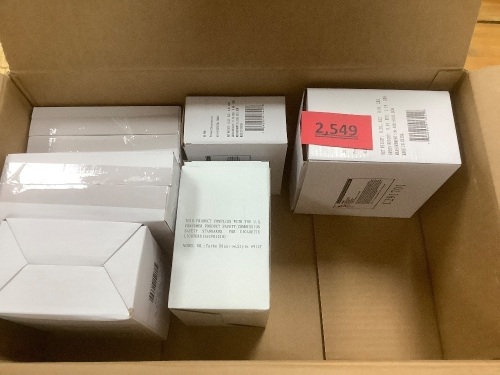 box of miscellanous lighters and accessories - Lot 2549