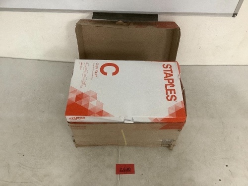 Box of 5 Reams of Staples Copy Paper - Lot 2630