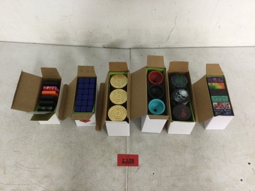 Box of Misc. Lighter Accessories - Lot 2528