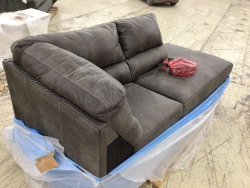 Right Arm Facing Chaise, Part of a Sectional - Lot 411
