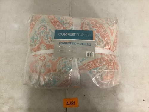 Comfort Spaces Complete Bed + Sheet Set Queen - Lot 2104