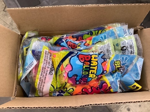 Case of 12 packs of Water Balloons (80 per pack) - Lot 638