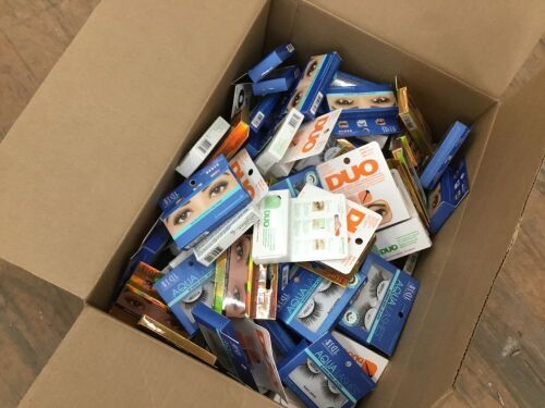 Box of False Eye Lashes - Lot 401