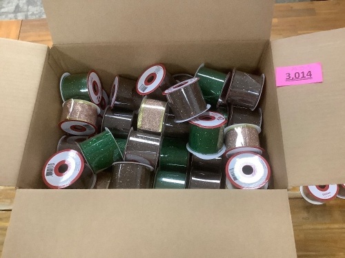 Box of X-mas ribbon varying sizes/ colors - Lot 3014