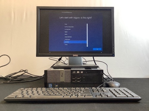 Dell Optiplex 7010 Desktop PC, Intel Core i3, Windows 7 w/ Monitor, Keyboard & Mouse - Lot 41