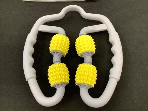 Muscle Roller Massager - Lot 244