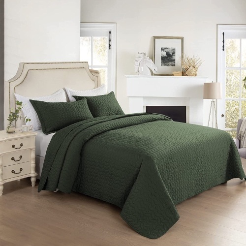 Hygge Hush 3pc Full/ Queen Quilt Set, Green Leaves Pattern - Lot 254