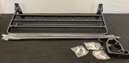 24" Towel Rack - Lot 136