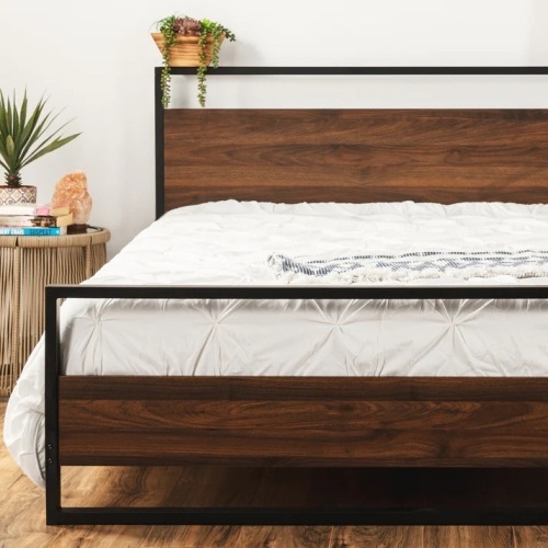 Metal Wood Platform Queen Bed Frame w/ Wooden Slats - Lot 3637