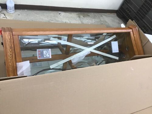 Oak Corner Curio Cabinet - Broken Glass  - Lot 833