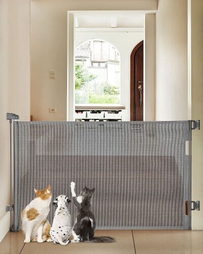 Cumbor Retractable Mesh Baby Gate 33" Tall, Extends to 55" Wide - Lot 702