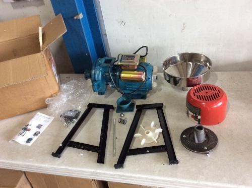 Dry Grain Feed Mill Grinder  - Lot 1089
