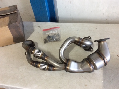Exhaust Manifold with Catalytic Converter, Unknown Fitment - Lot 1048