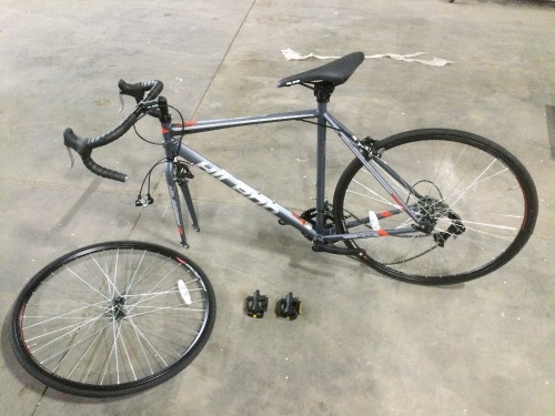 Hiland Road Bike, Missing Hardware  - Lot 183