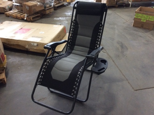 Zero Gravity Lounge Chair - Lot 834