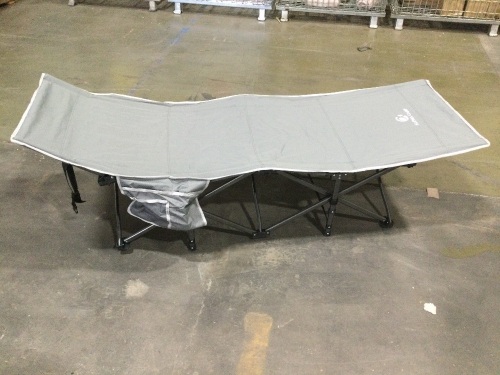 ALPHA CAMP Oversized Camping Cot with Carry Bag  - Lot 899