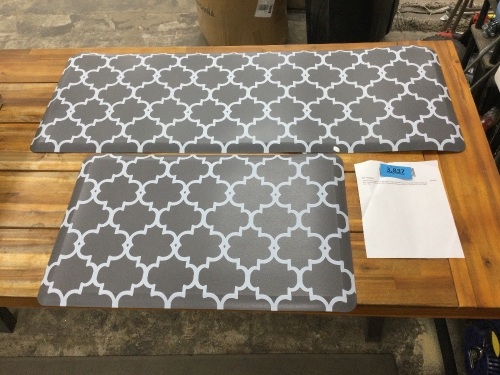 KOKHUB 2pc Kitchen Mats/Rugs - Lot 3837