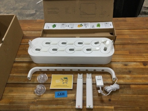 Plant Pod Smart Garden - Lot 3838