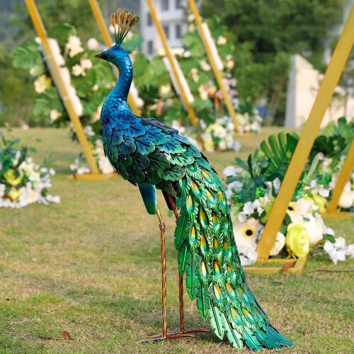 chisheen Outdoor Solar Peacock Statue - Lot 3925